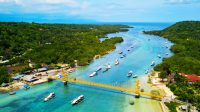 Yellow Bridge on Nusa Lembongan