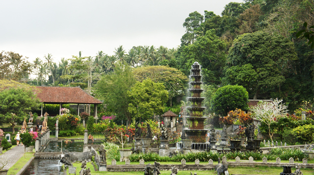 Tirtagangga waterpark, Bali