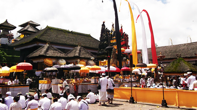Ceremony at Besakih Temple