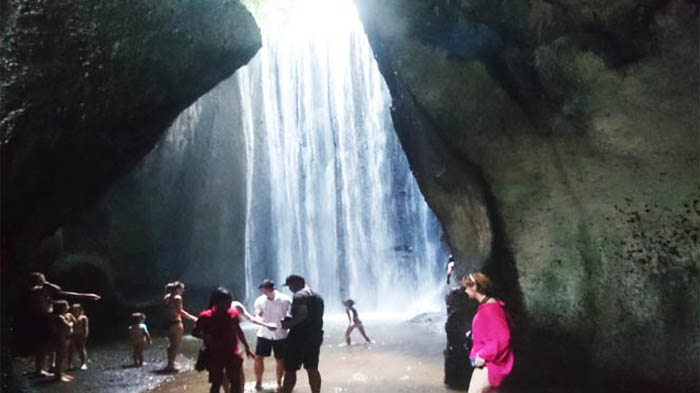 Cepung Waterfall